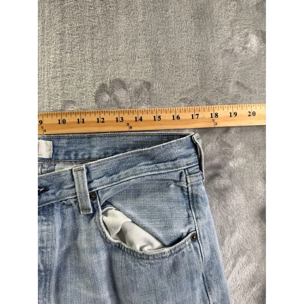 Levis classic levi